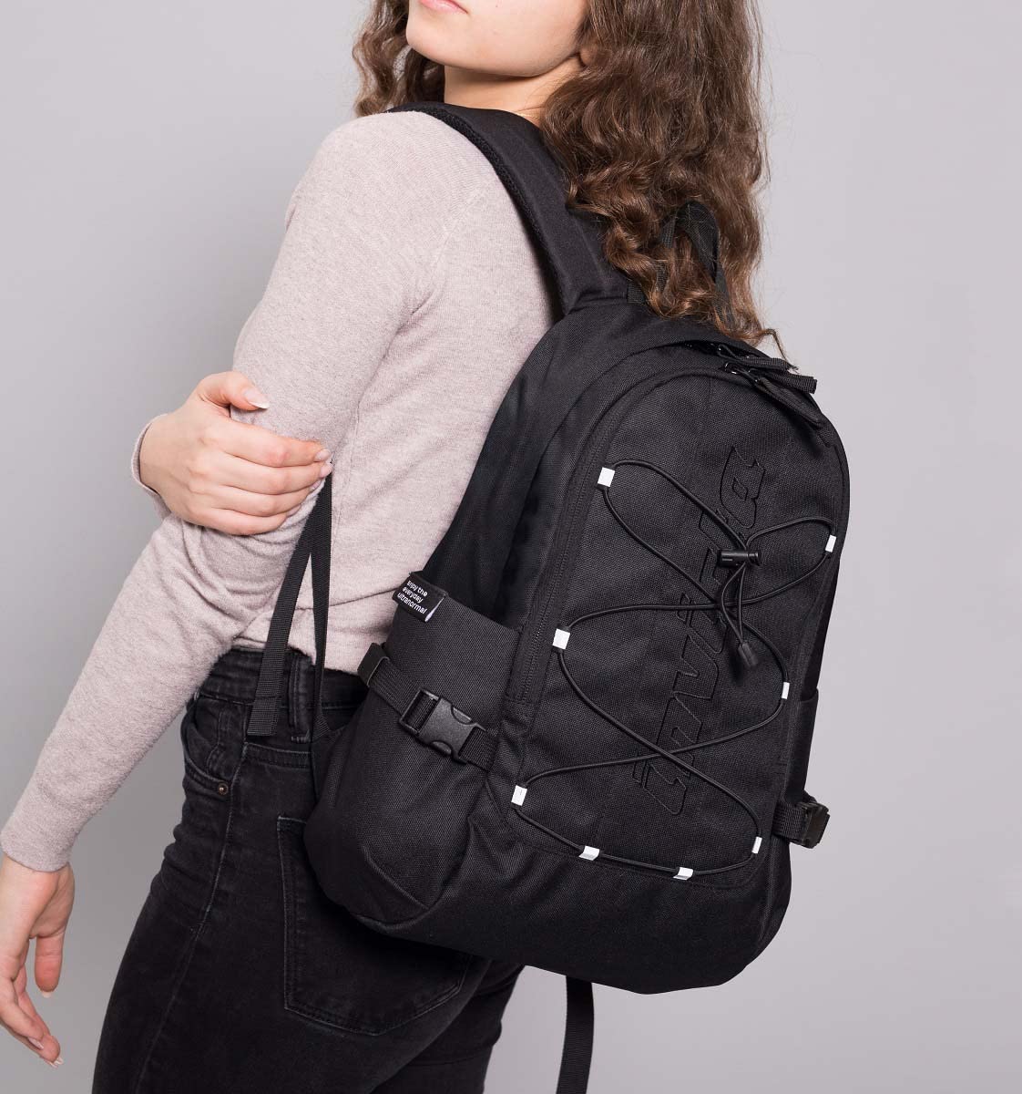 invicta-act-small-rucksack-15-l-schwarz-laptop-14-zoll image 2