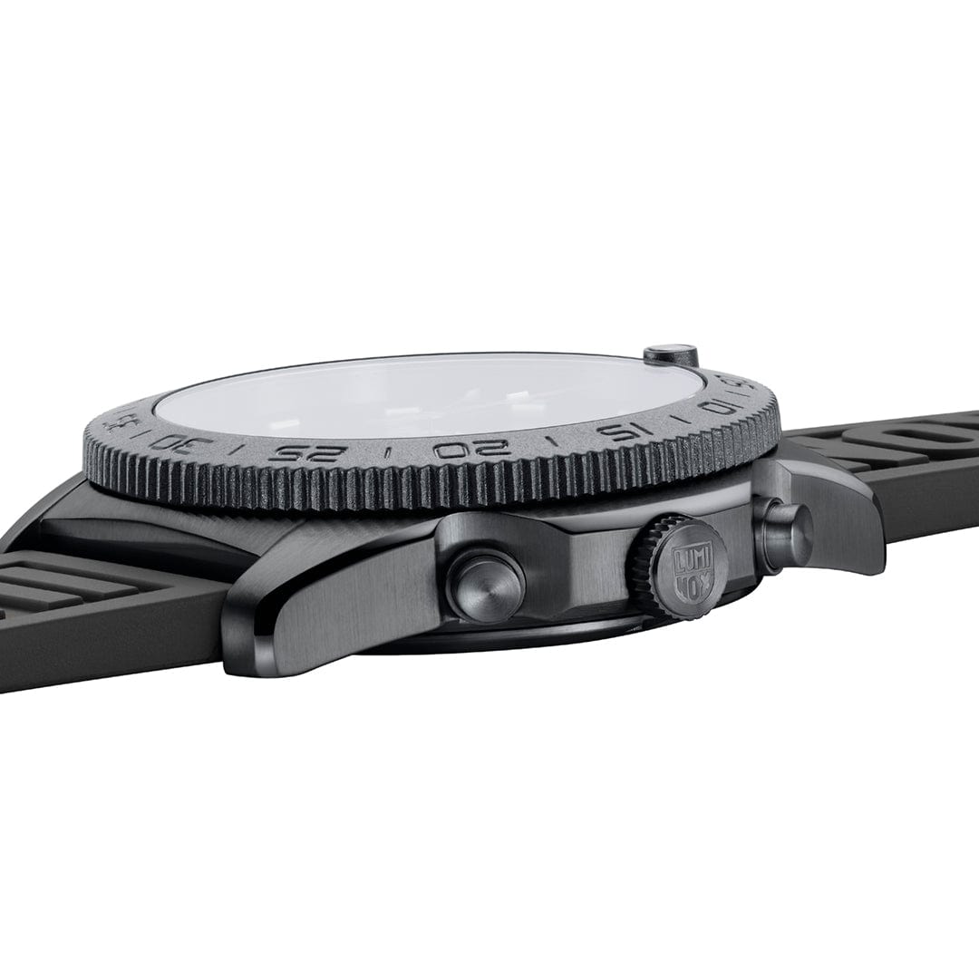 luminox-pacific-diver-chronograph-44-mm-blackout-taucheruhr image 7