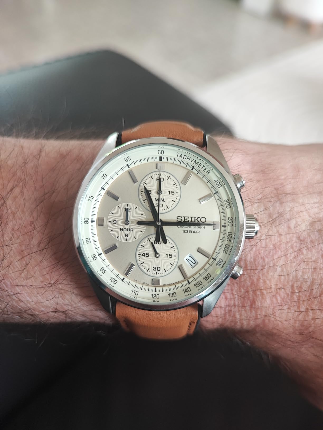 Tolle Uhr für den Alltag