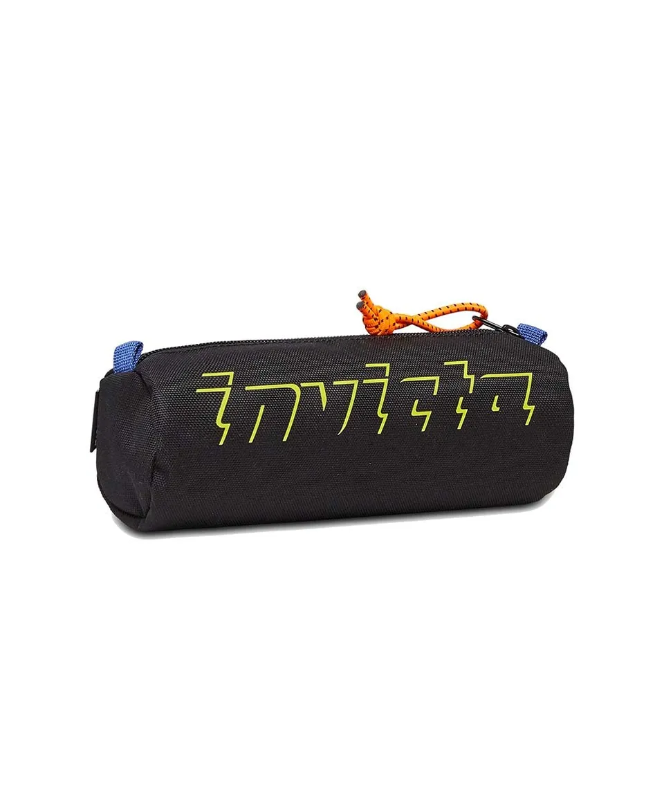 invicta-nose-pencil-bag-stiftemappe-schwarz-logo-20-5-cm image 1