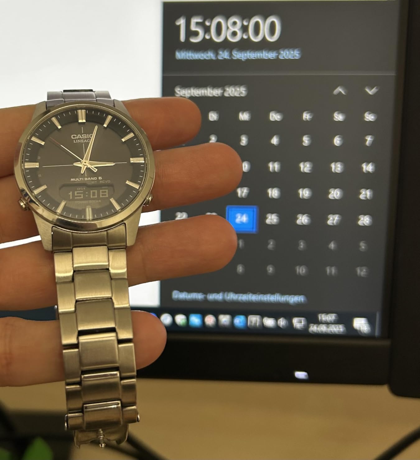 Gute Uhr, Armband gewöhnungsbedürftig