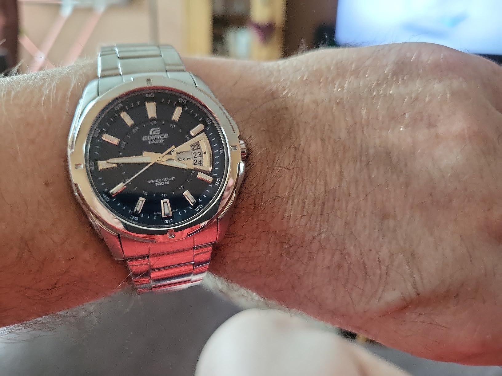 Edle Uhr für den Preis