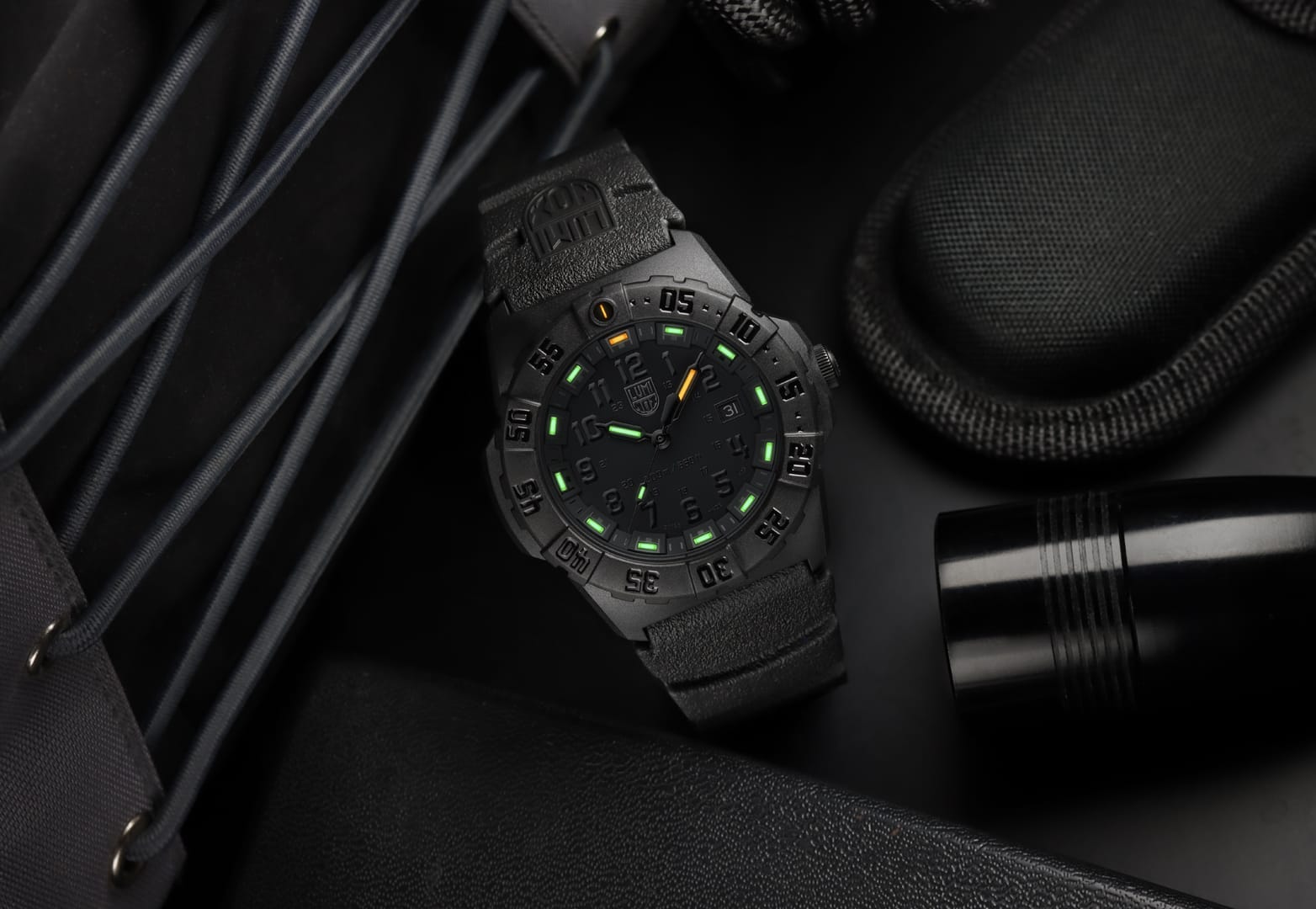 luminox-navy-seal-3550-taucheruhr-schwarz-44-mm image 8