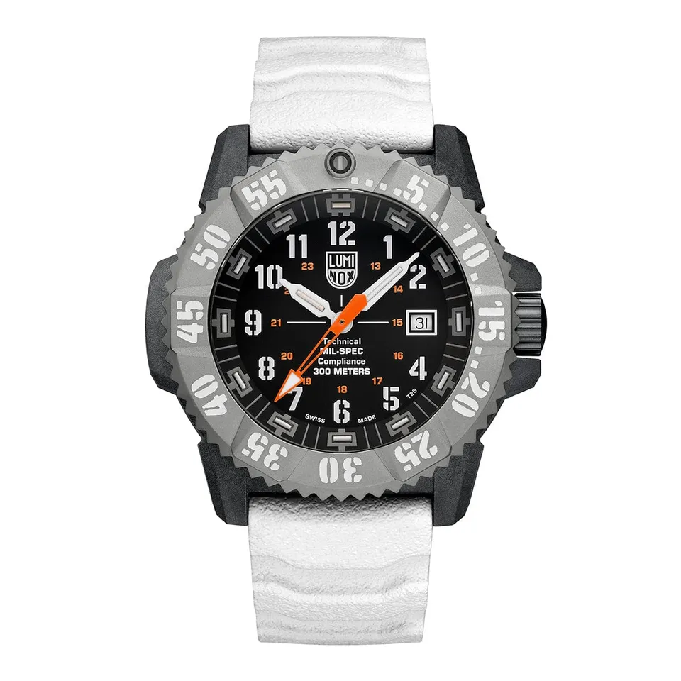 luminox-mil-spec-taucheruhr-46mm-titan-set image 1