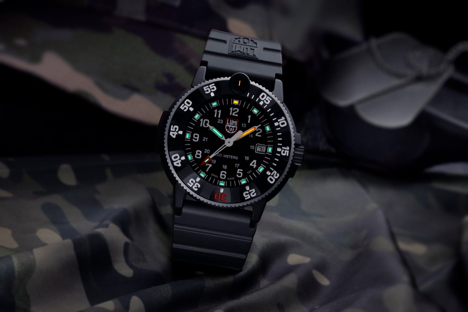 luminox-navy-seal-3001-heritage-taucheruhr-43-mm-carbon image 8