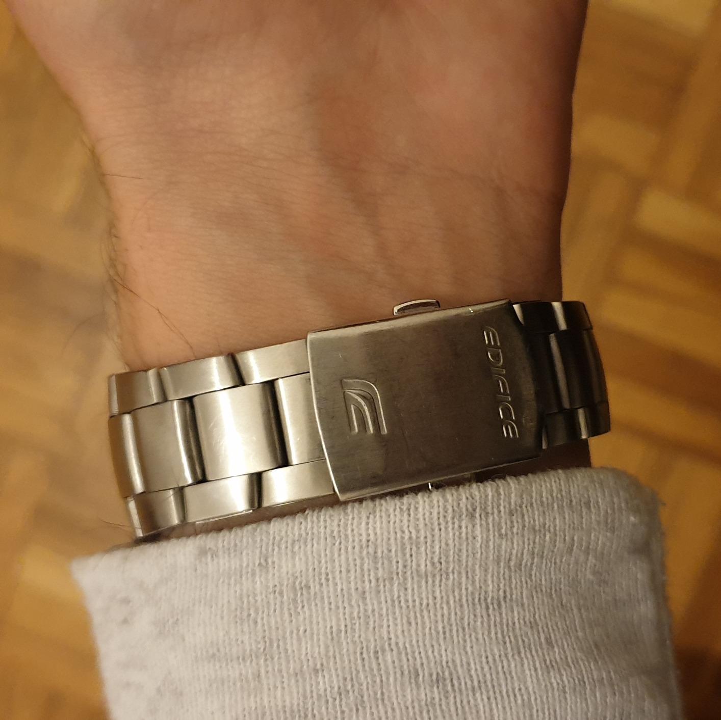 Sitzt super und sieht teurer aus