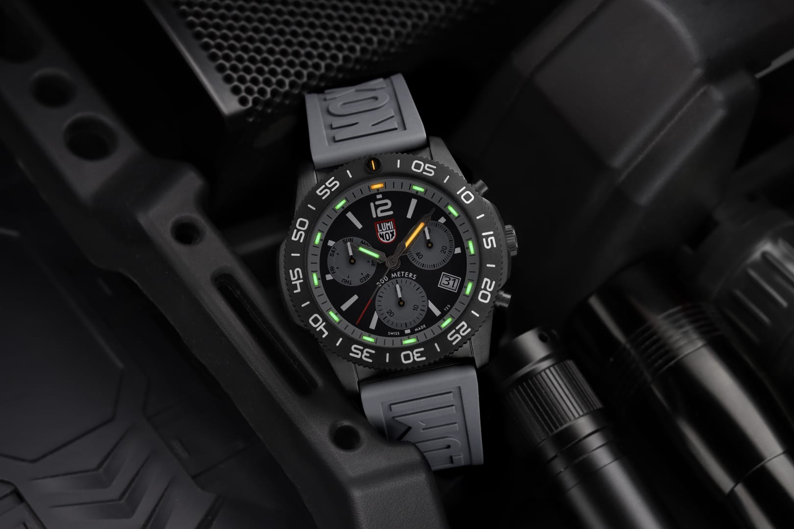 luminox-pacific-diver-chronograph-44-mm-graphitgrau image 6