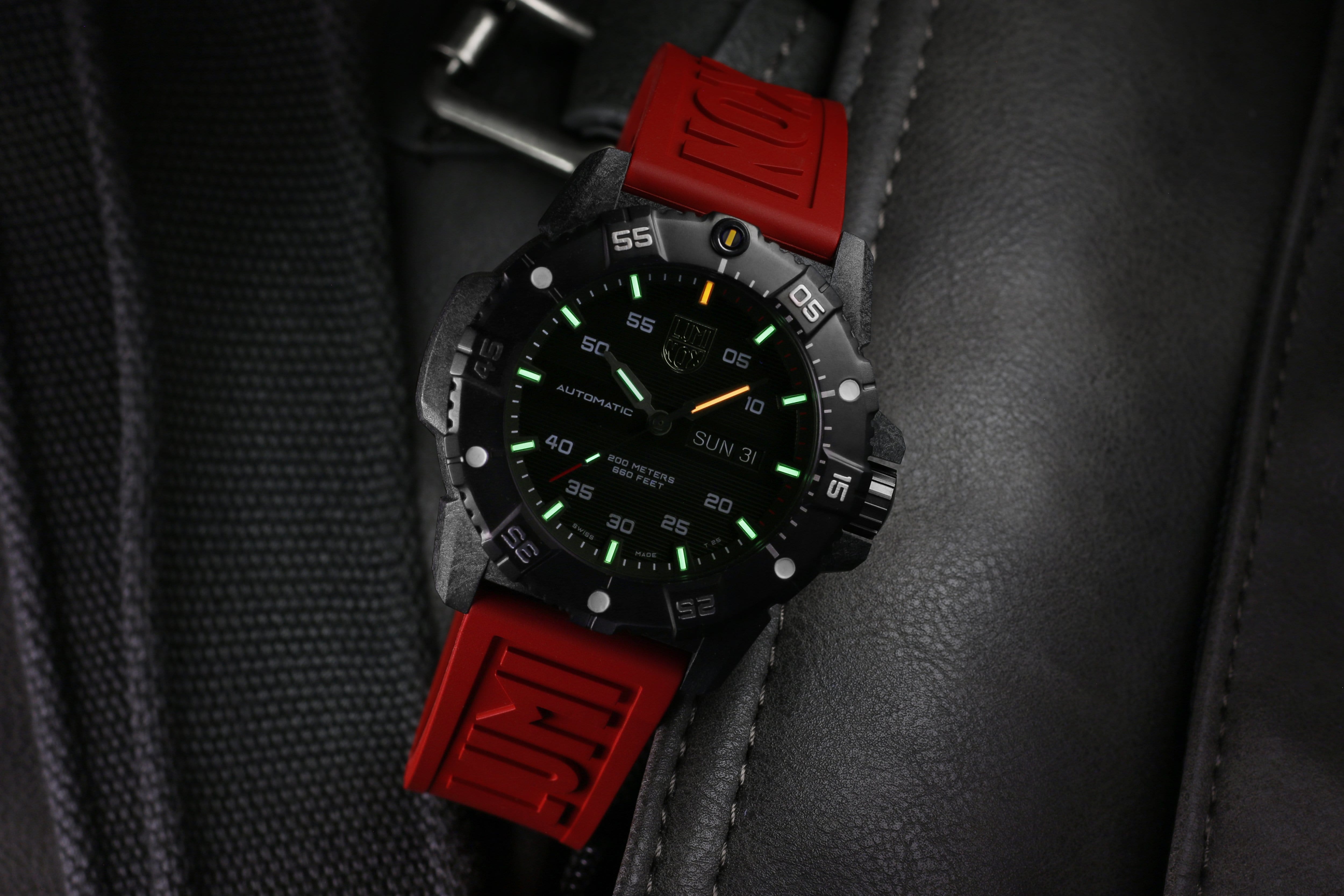 luminox-master-carbon-seal-automatic-taucheruhr-45mm-carbon image 8