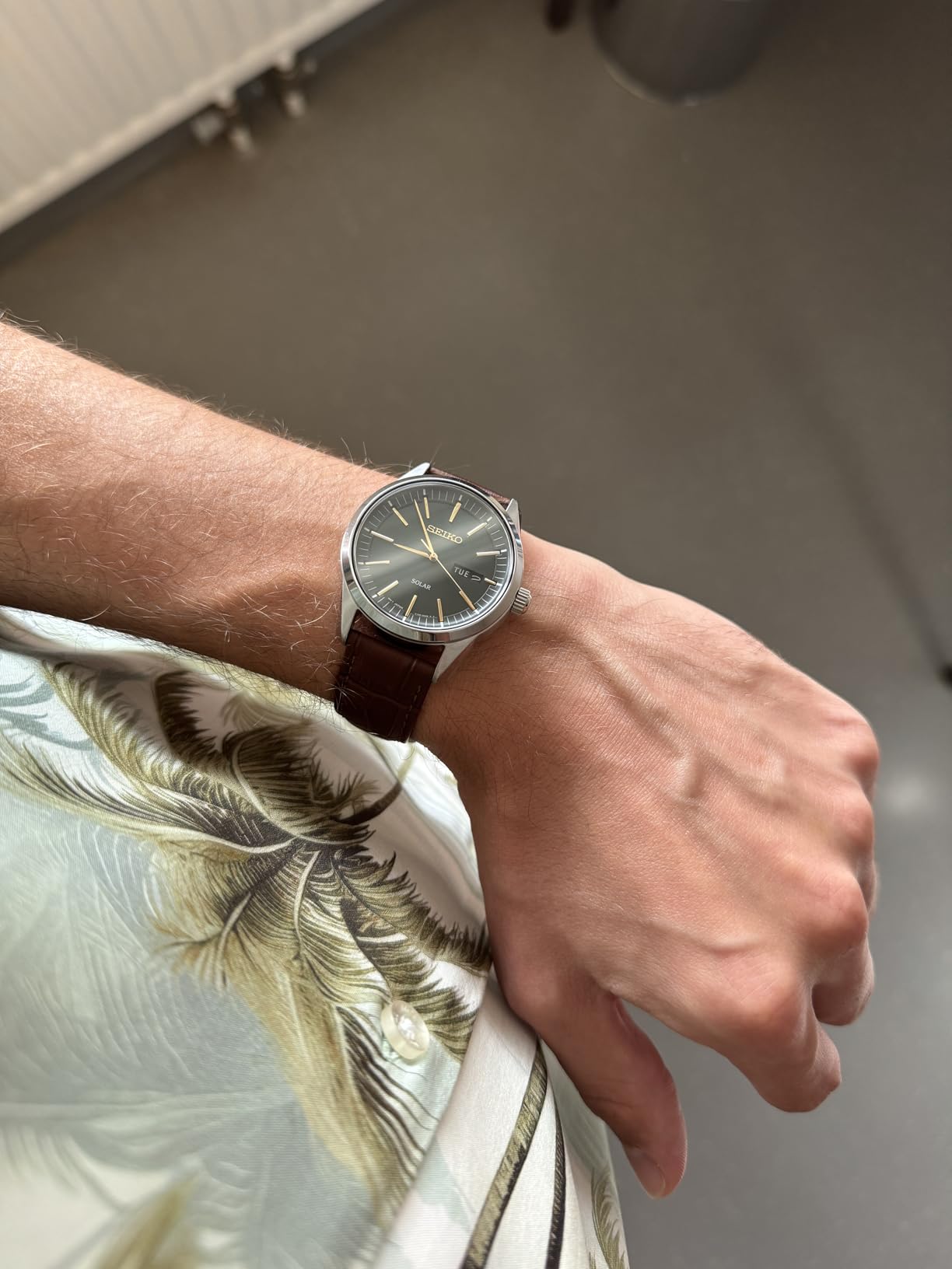 Top Bürouhr