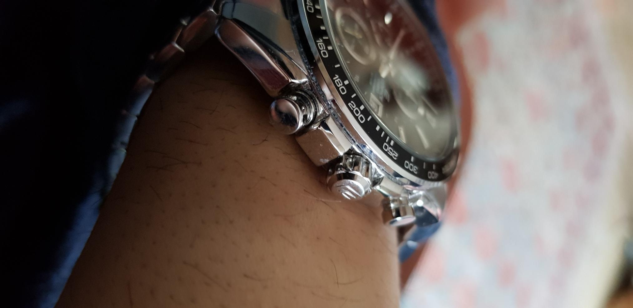 Gute Uhr, Größe verschätzt