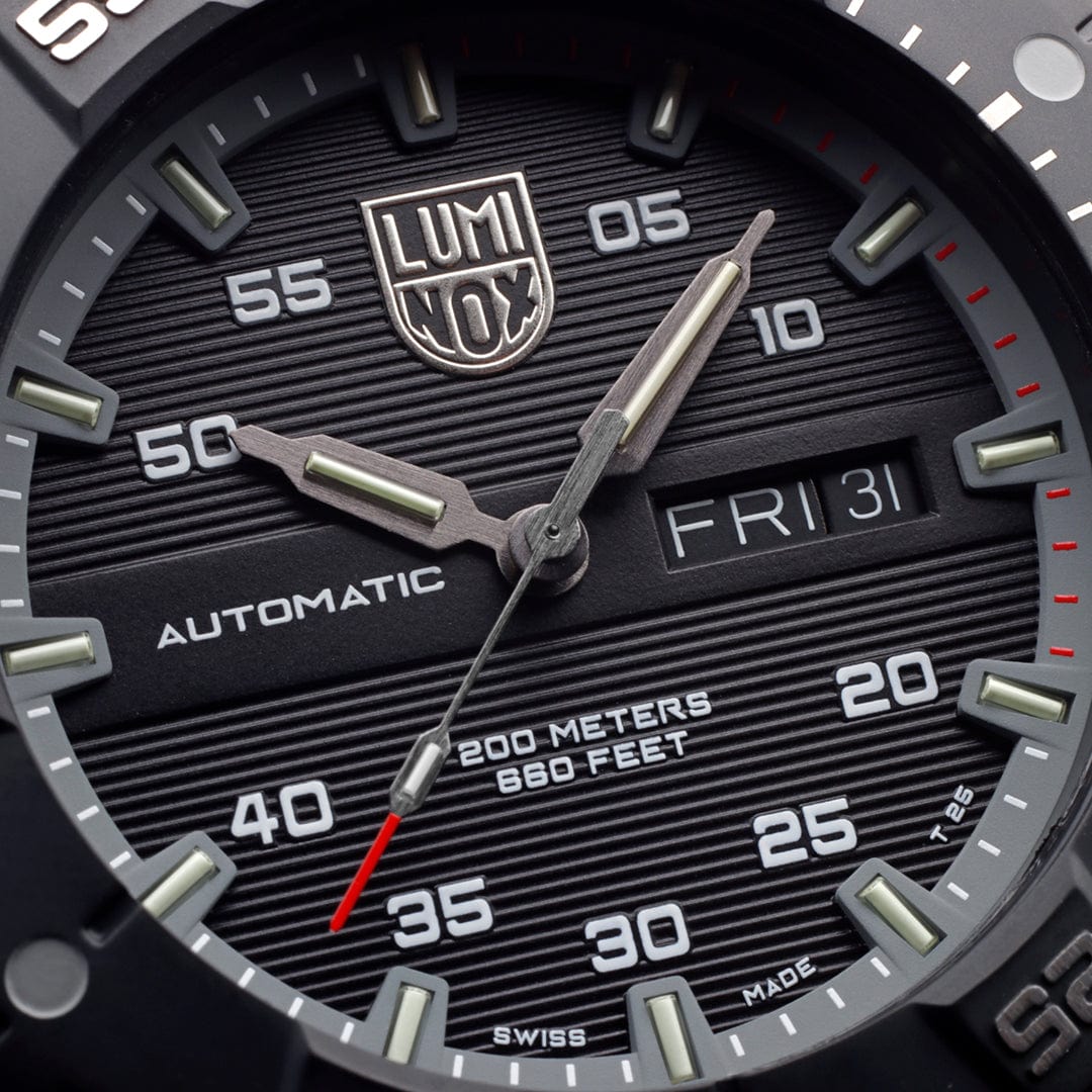 luminox-master-carbon-seal-automatic-taucheruhr-45mm-grau image 5