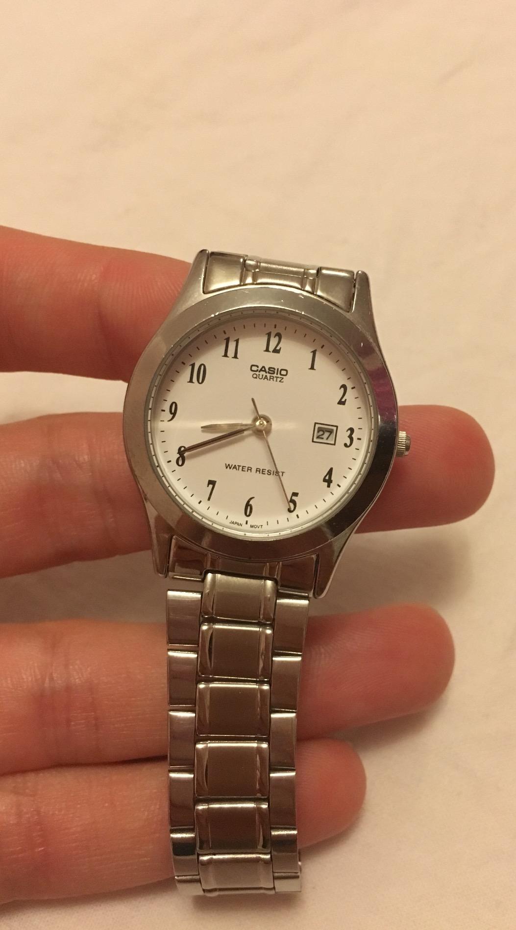 Nette Uhr, aber etwas klein