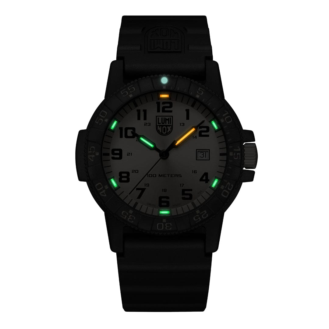 luminox-leatherback-sea-turtle-giant-outdooruhr-44mm-gold-schwarz image 2