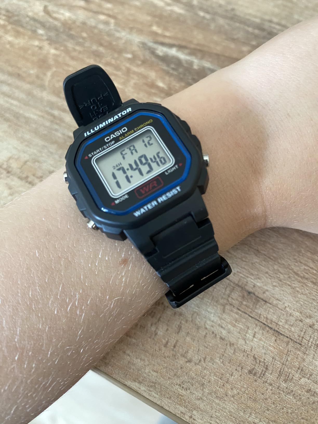 Süße kleine Uhr