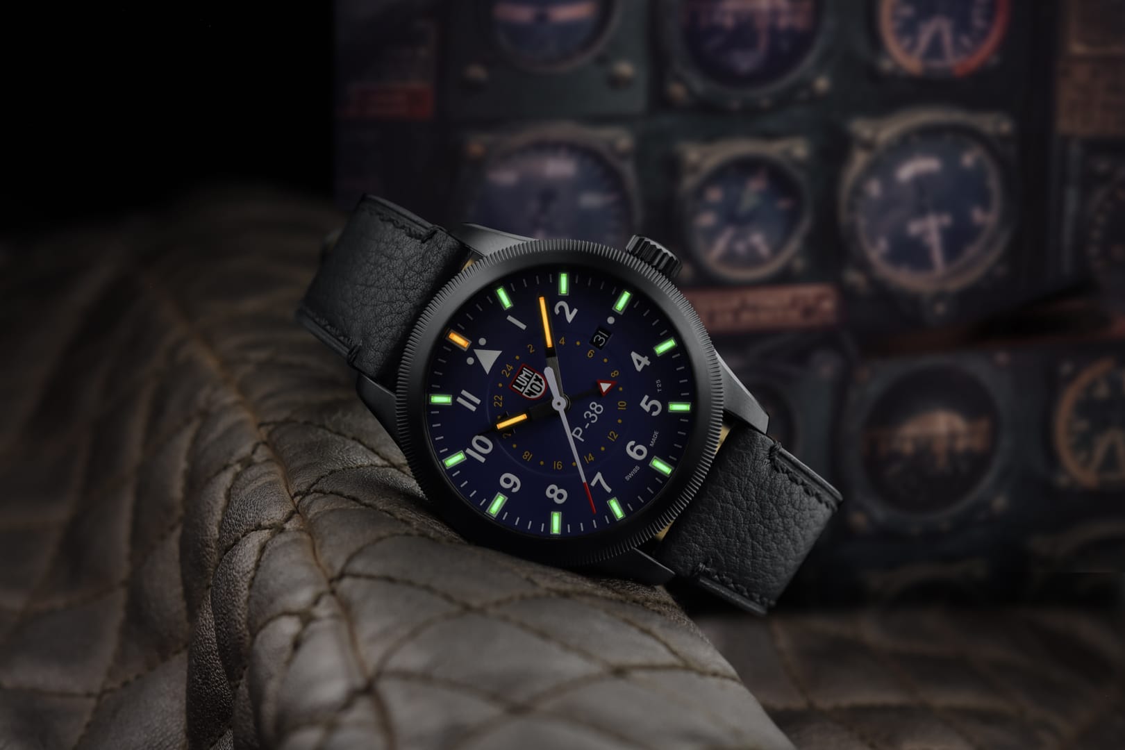 luminox-p-38-lightning-9520-fliegeruhr-42-mm-gmt image 6
