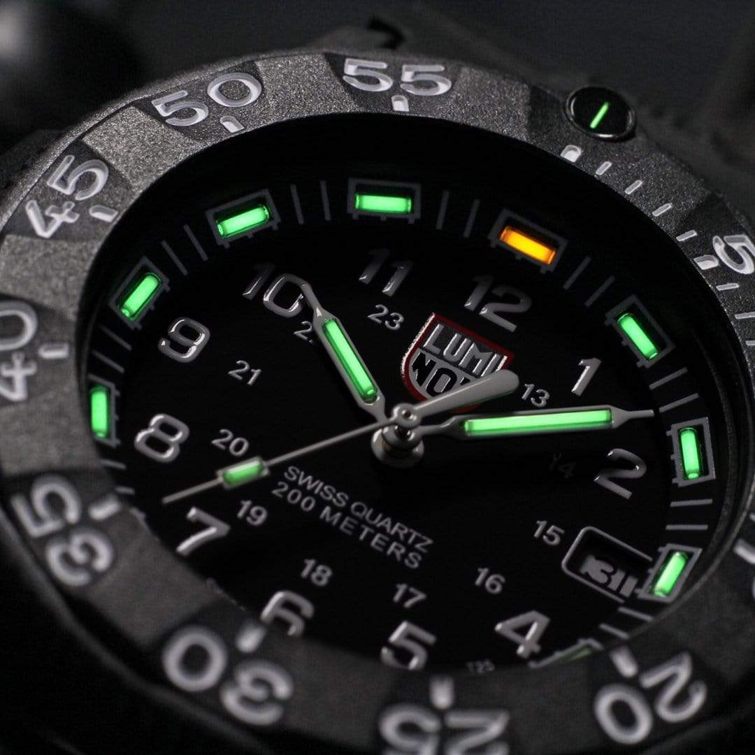 luminox-navy-seal-3001-taucheruhr-43mm-kautschuk-200m image 4