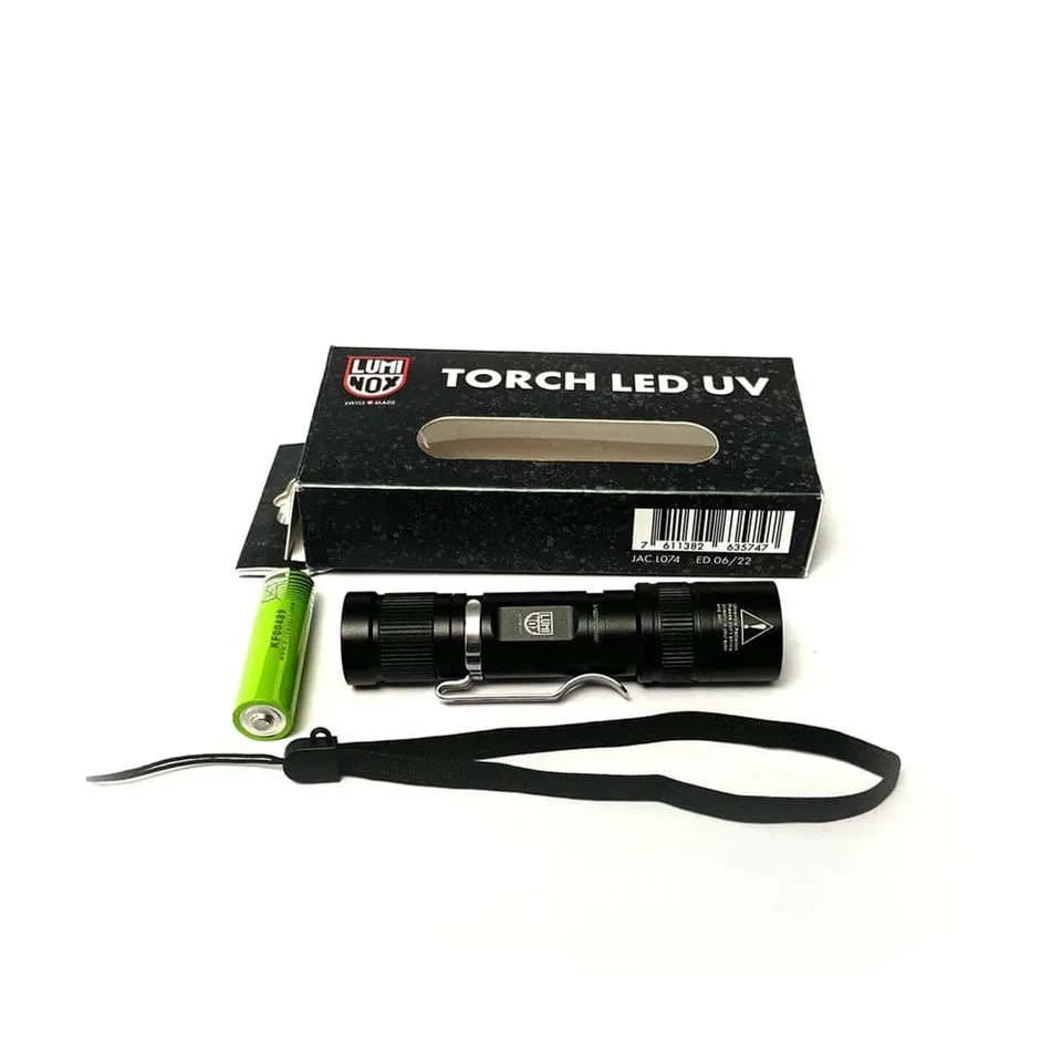 luminox-led-uv-torch-taschenlampe-mit-clip image 1