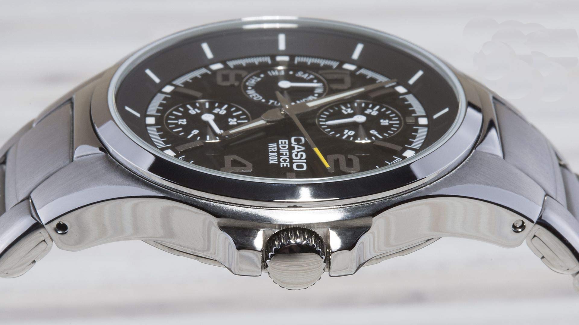 casio-edifice-herrenarmbanduhr-edelstahl-10-bar-datum image 3