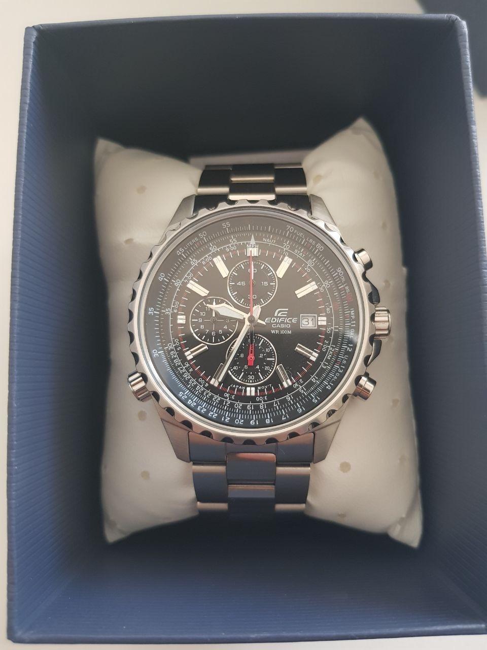 Perfekte Business-Uhr