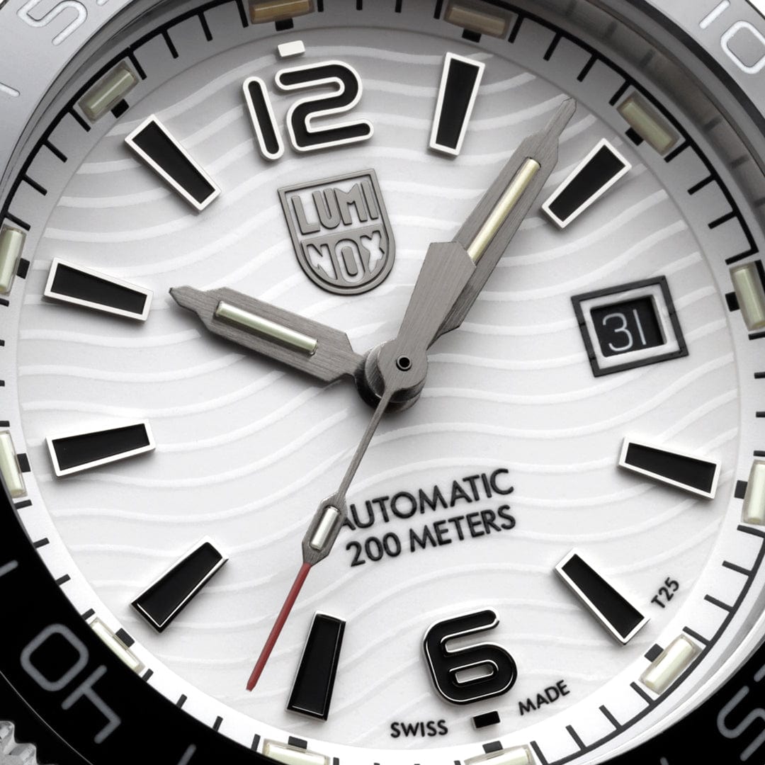 luminox-pacific-diver-automatic-herrenuhr-42-mm-schwarz image 4