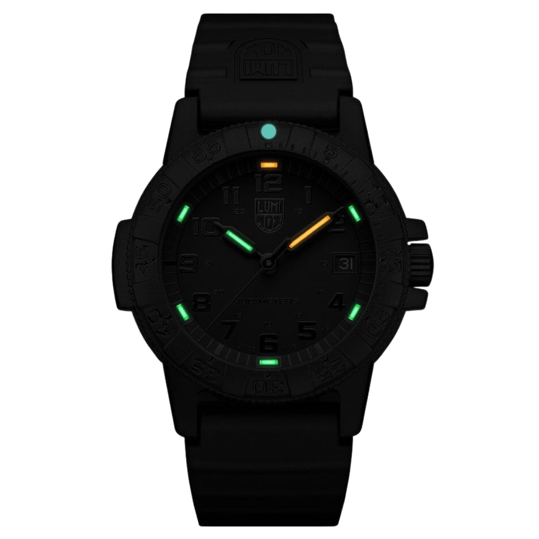 luminox-leatherback-sea-turtle-39-mm-carbonox-uhr-blackout image 2