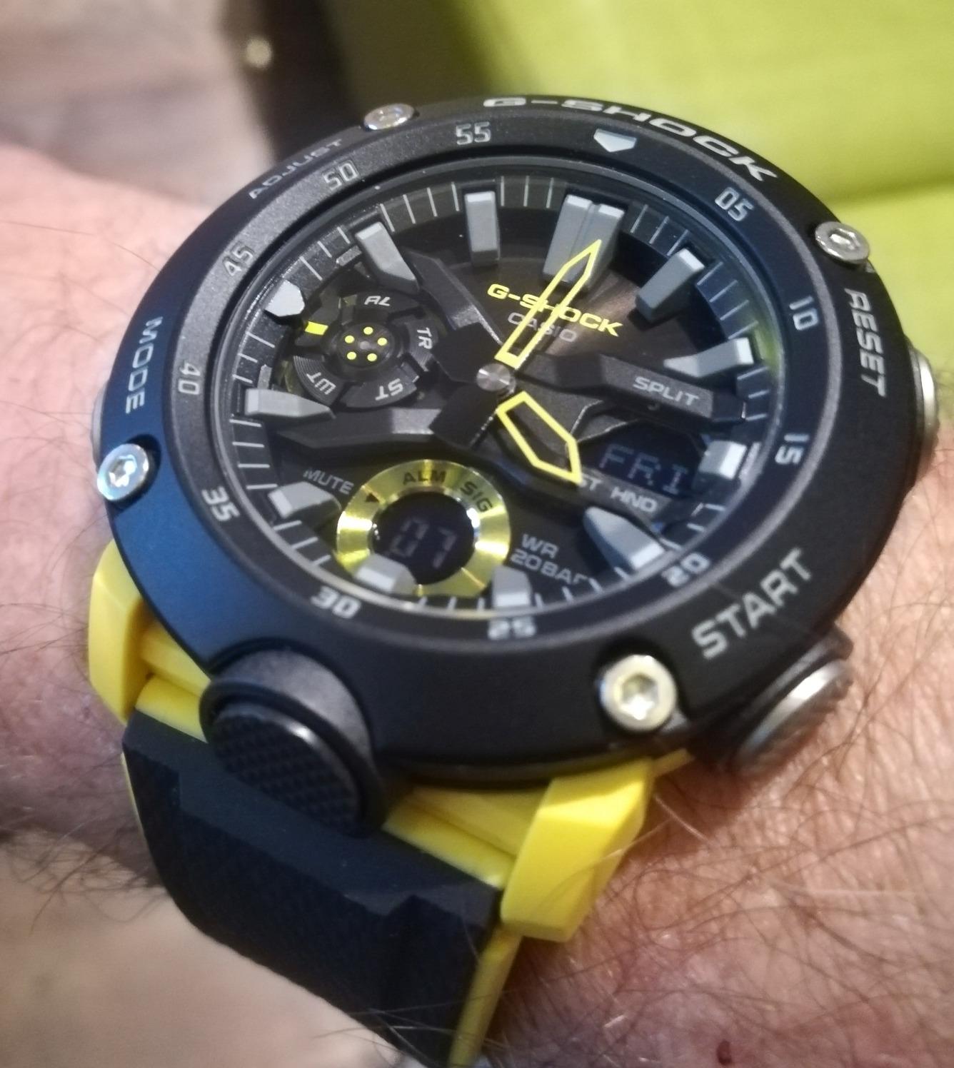Schöne Uhr, aber Armband steif