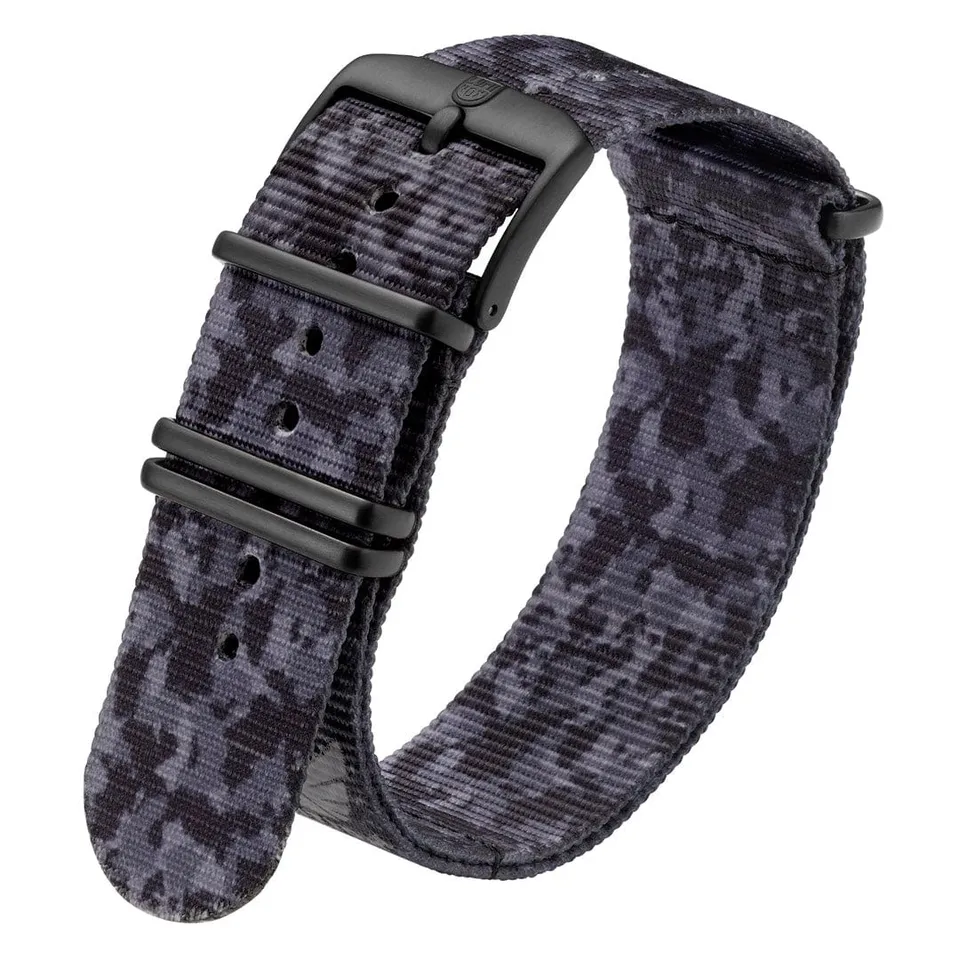 luminox-textilarmband-24-mm-schwarz-aus-nylon image 1